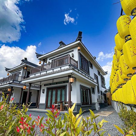 Longlai Kezhan Ban Rak Thai Extérieur photo