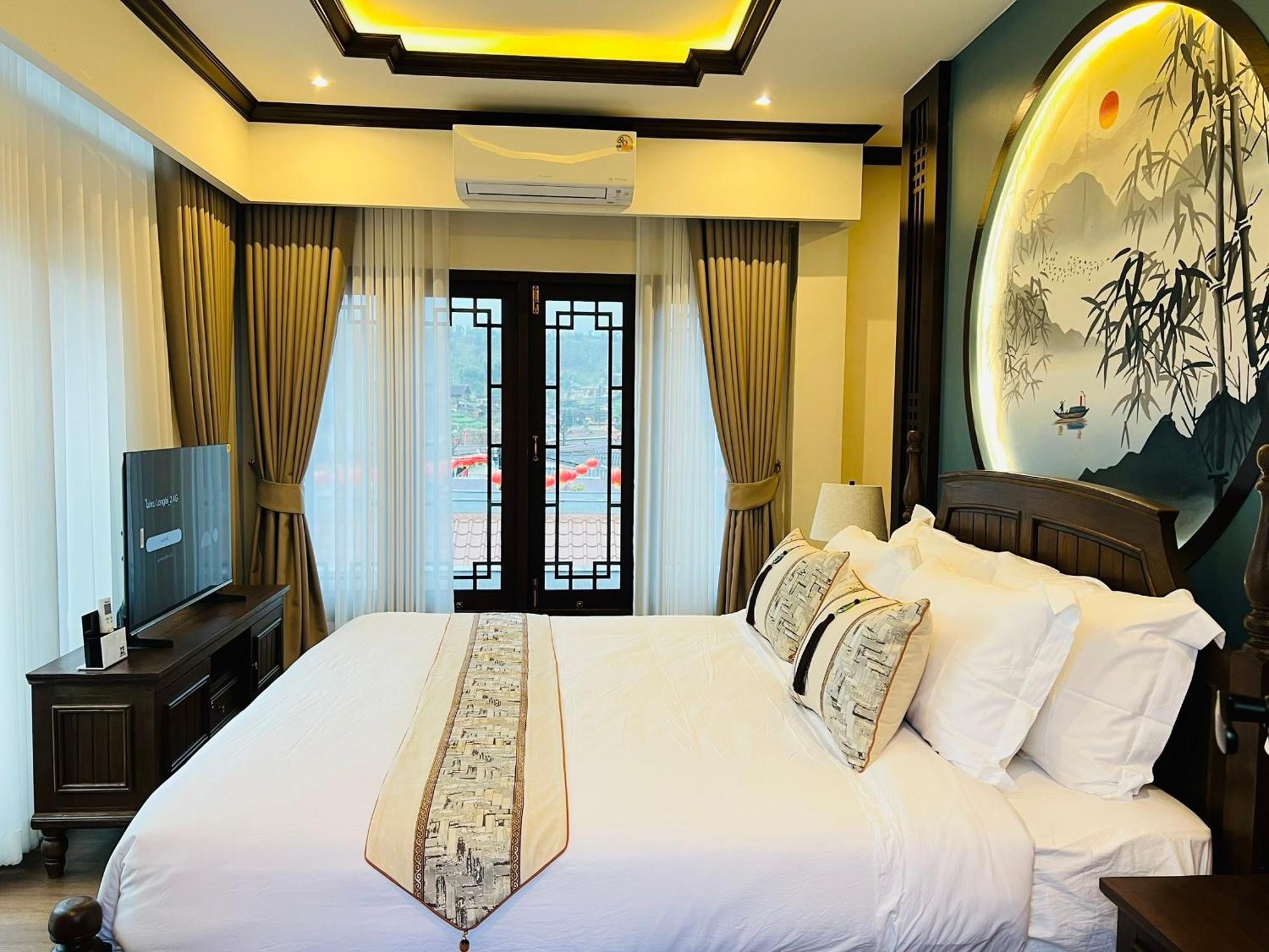 Longlai Kezhan Ban Rak Thai Extérieur photo