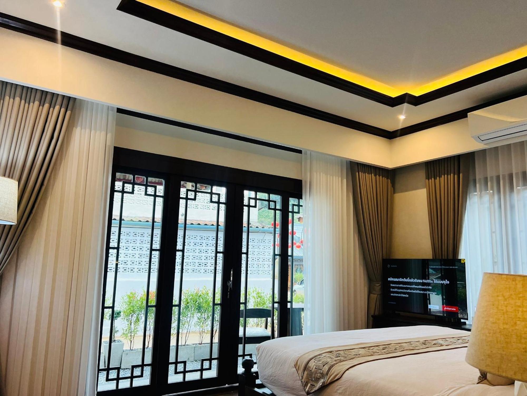 Longlai Kezhan Ban Rak Thai Extérieur photo
