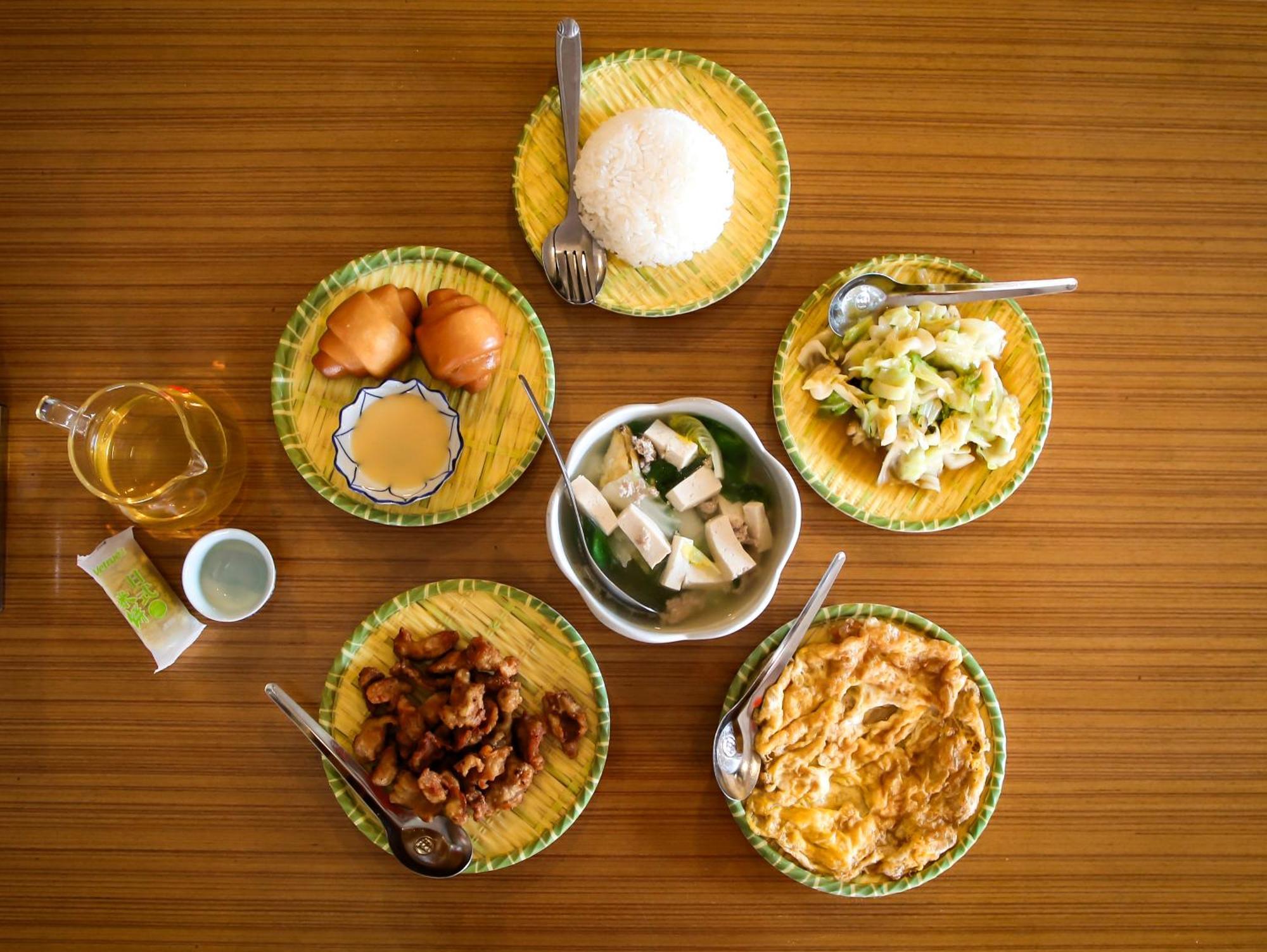 Longlai Kezhan Ban Rak Thai Extérieur photo